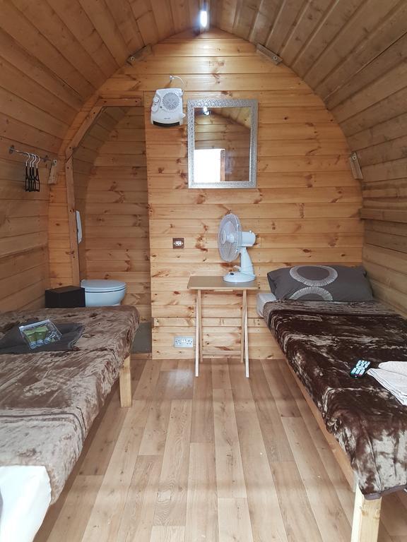 Suitehuts @ シルバーストーン エクステリア 写真