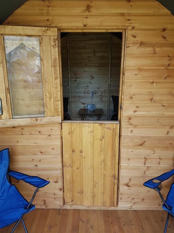 Suitehuts @ シルバーストーン エクステリア 写真